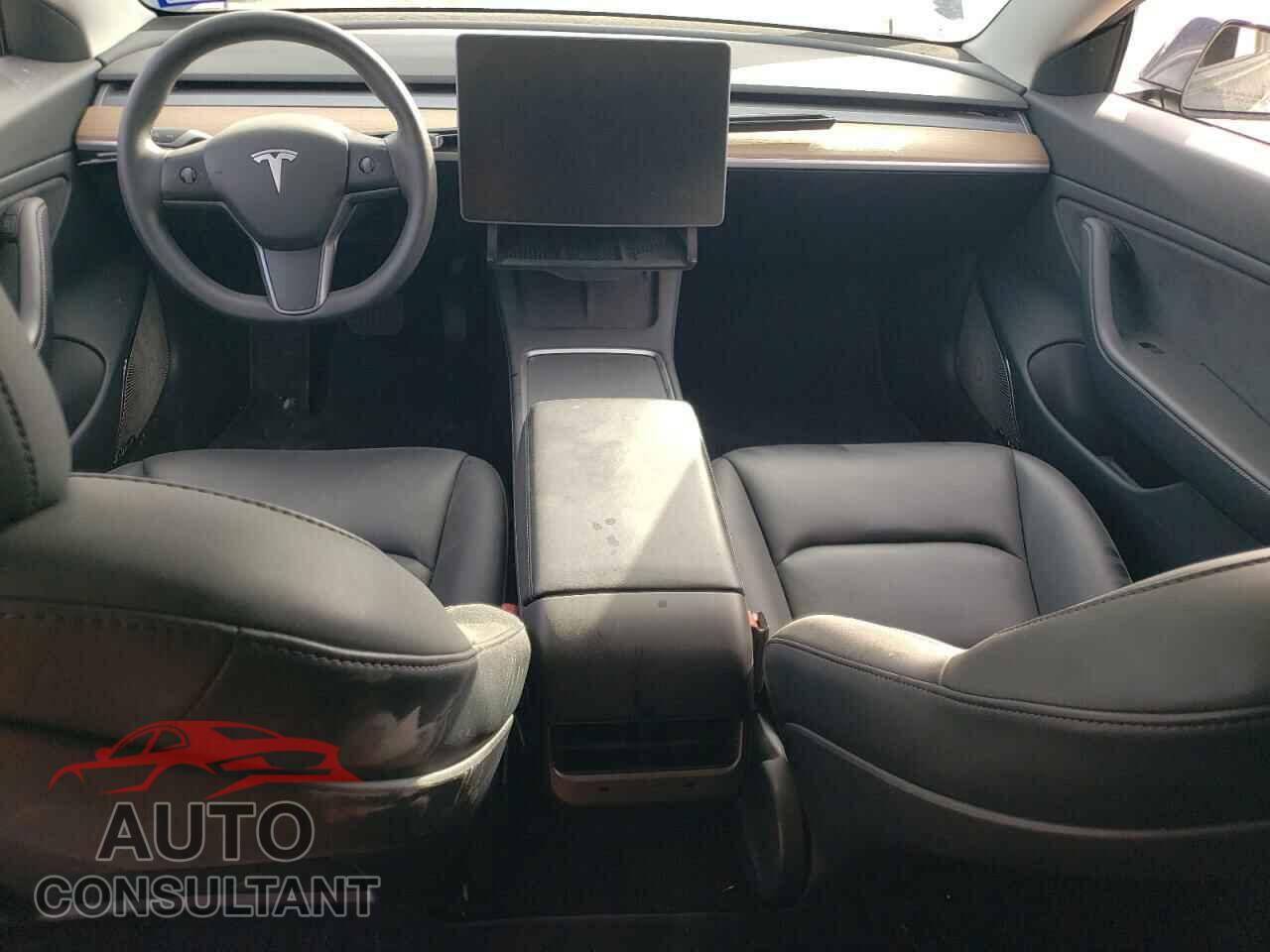 TESLA MODEL 3 2021 - 5YJ3E1EB7MF858328
