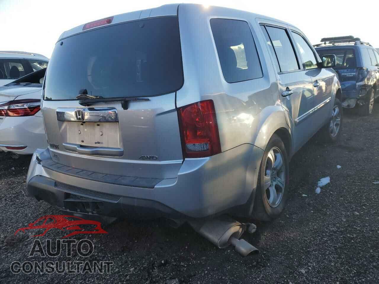 HONDA PILOT 2014 - 5FNYF4H5XEB014344