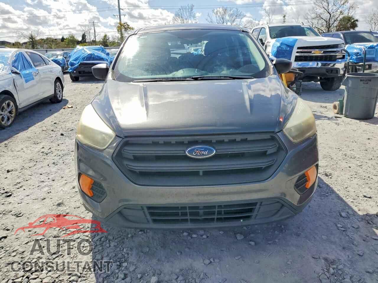 FORD ESCAPE 2017 - 1FMCU0F79HUD42519