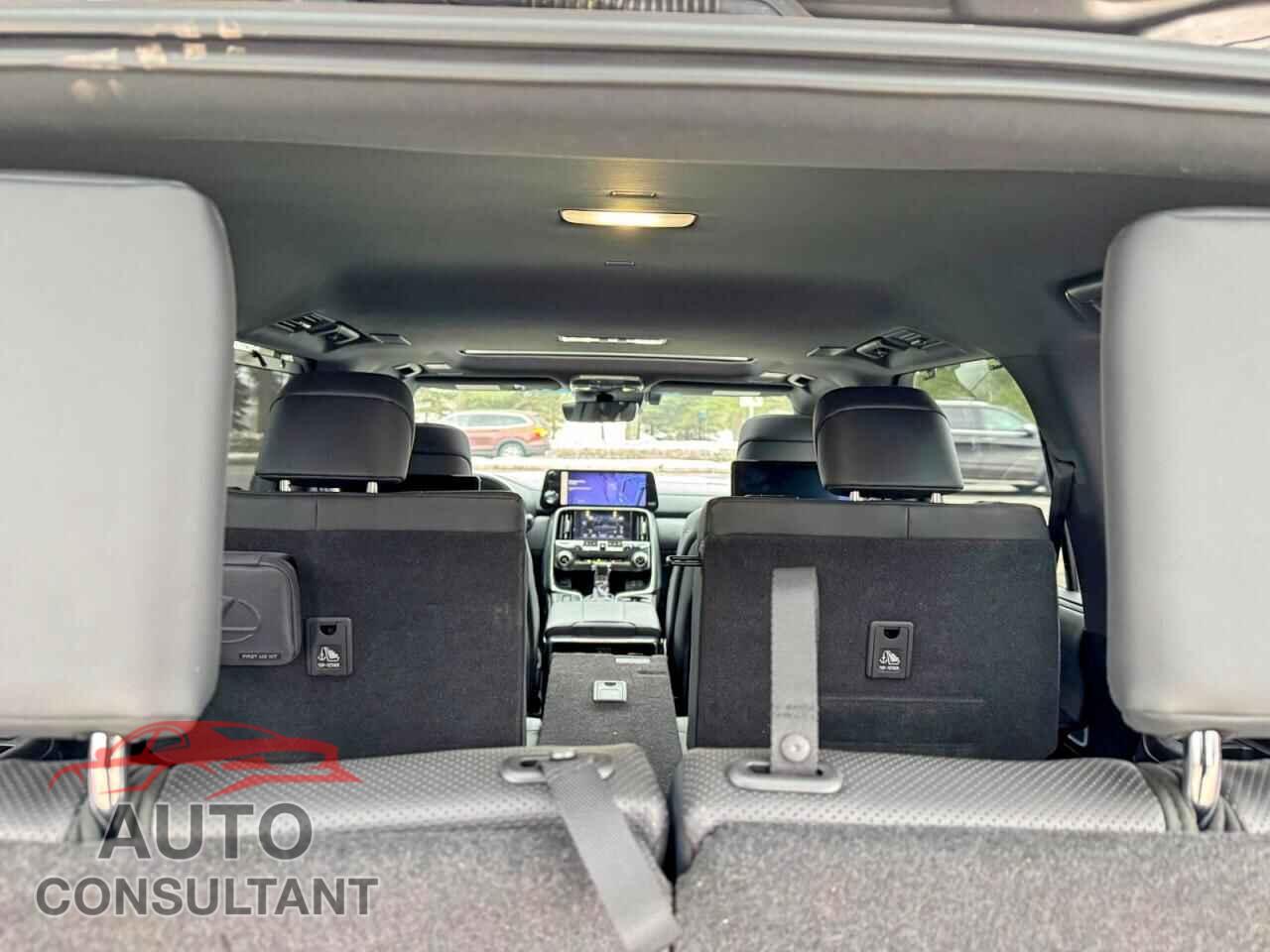 LEXUS LX 600 BAS 2022 - JTJGB7CX0N4003391