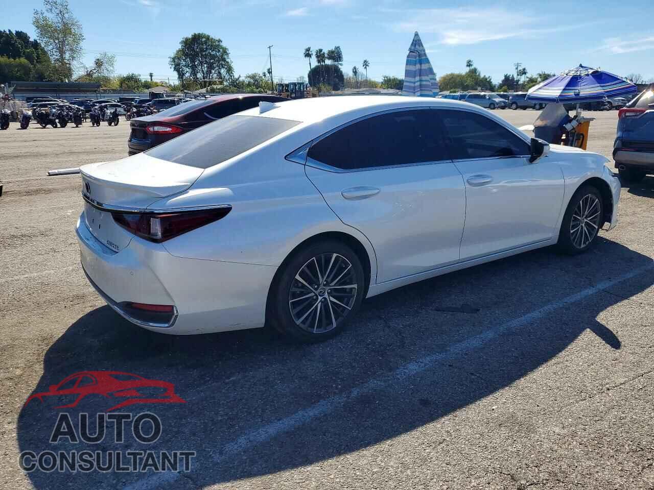 LEXUS ES300 2025 - 58ADA1C18SU065509