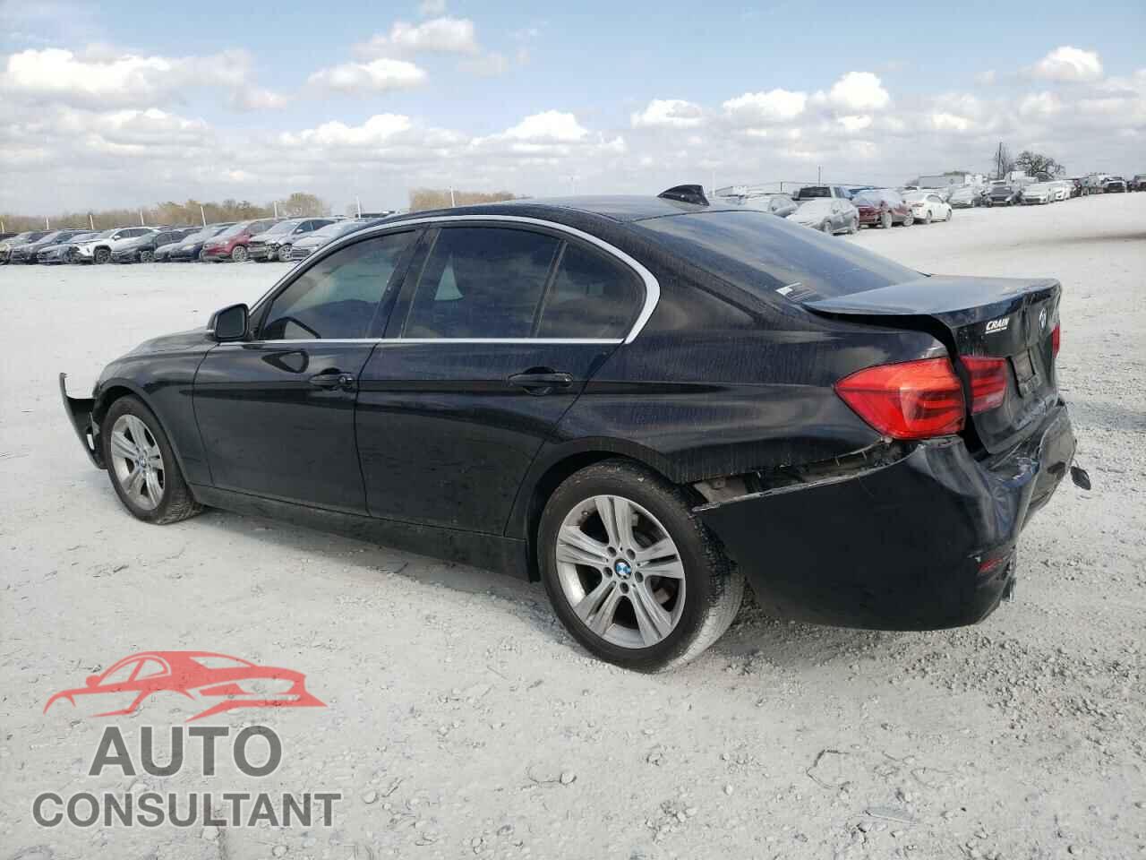 BMW 3 SERIES 2017 - WBA8B9C53HK884800
