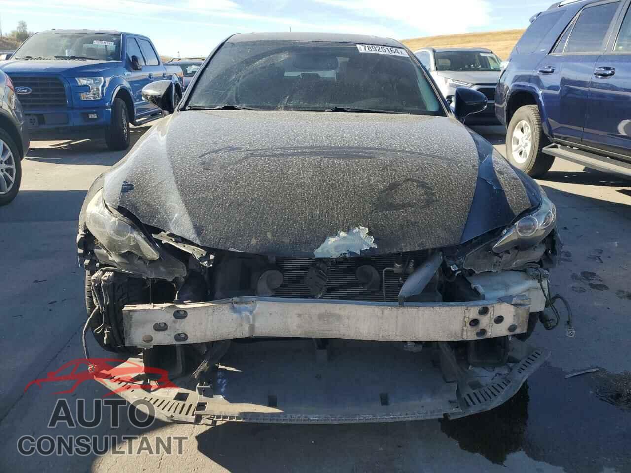 LEXUS IS 2015 - JTHCF1D25F5020686