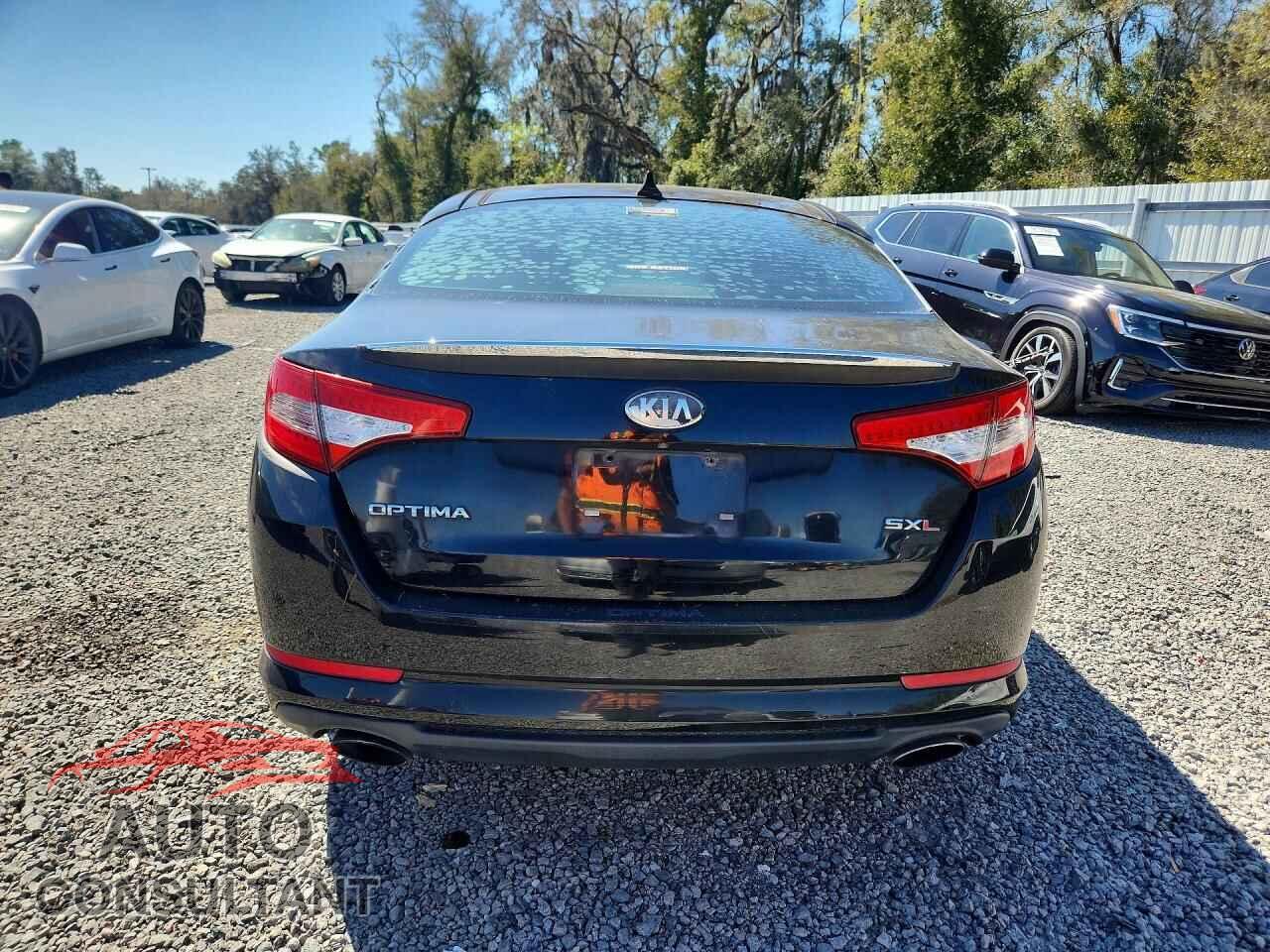 KIA OPTIMA 2013 - 5XXGR4A67DG155471