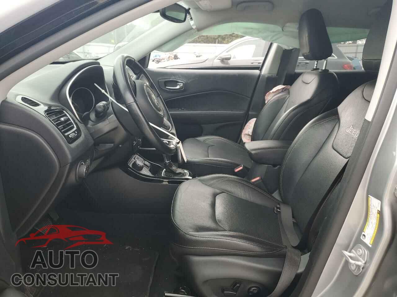 JEEP COMPASS 2020 - 3C4NJDCB9LT215973