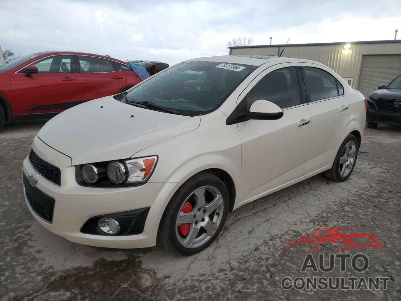 CHEVROLET SONIC 2014 - 1G1JE5SB9E4136556