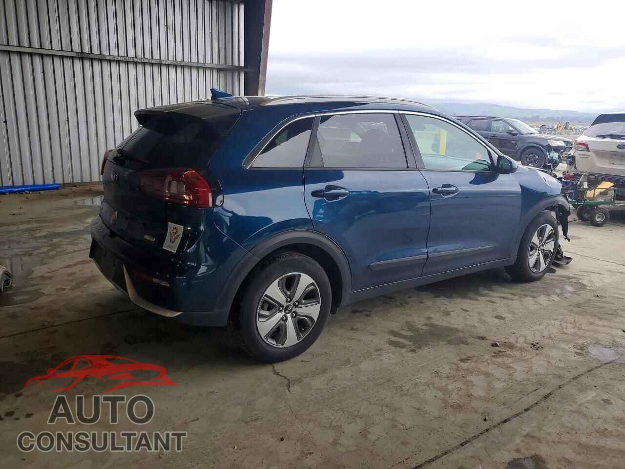 KIA NIRO 2017 - KNDCB3LC8H5102384
