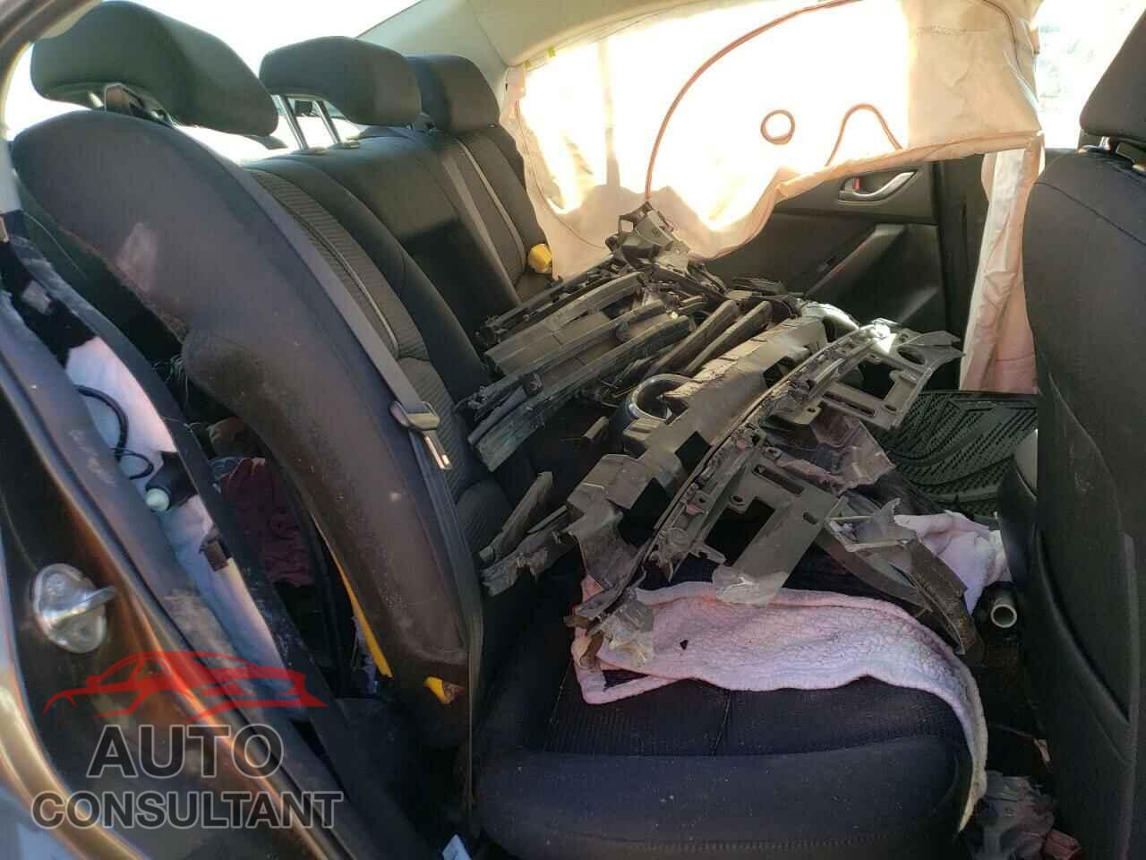 MAZDA 3 2017 - 3MZBN1U75HM147590