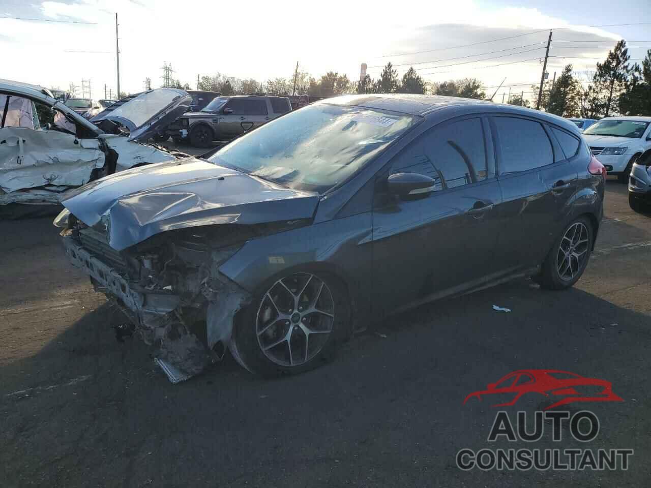 FORD FOCUS 2018 - 1FADP3M26JL205273