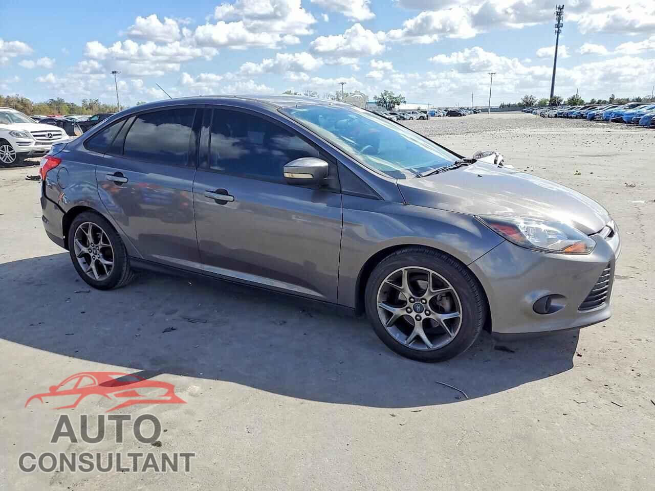 FORD FOCUS 2013 - 1FADP3F23DL104855