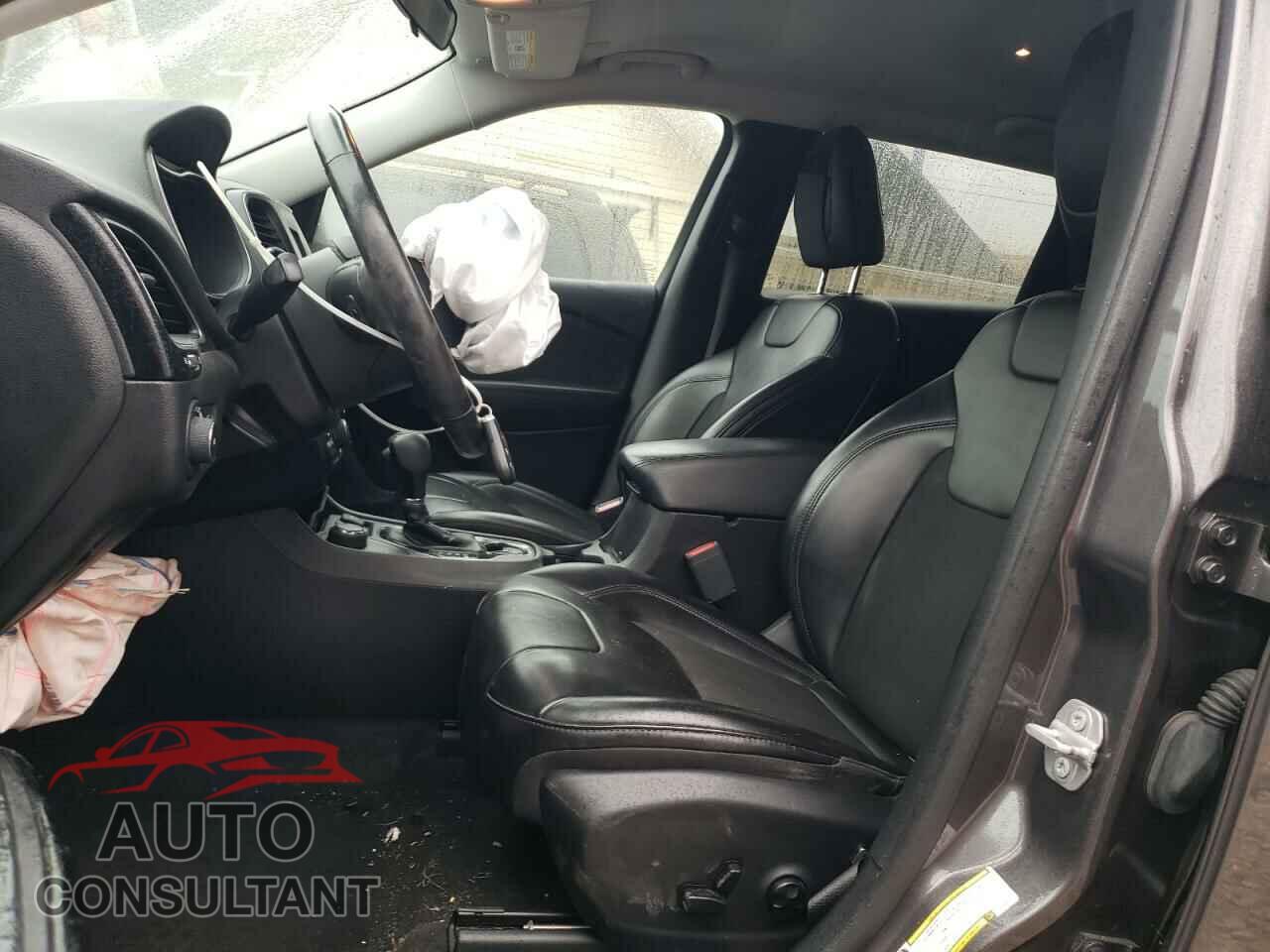 JEEP GRAND CHER 2020 - 1C4PJMLB2LD567811