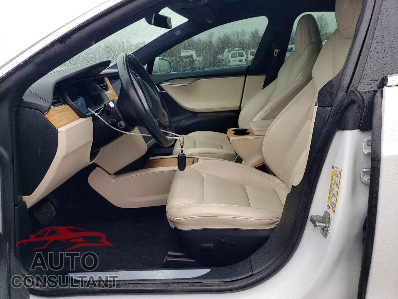 TESLA MODEL S 2021 - 5YJSA1E2XMF426288
