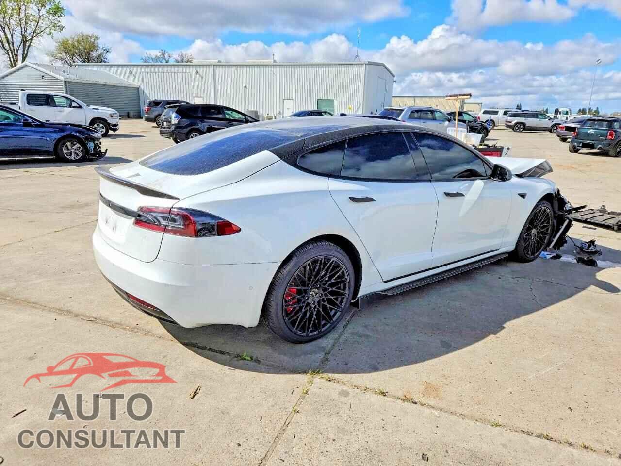 TESLA MODEL S 2018 - 5YJSA1E24JF276156