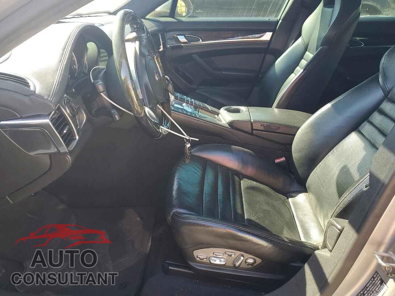 PORSCHE PANAMERA 2011 - WP0AC2A74BL090175