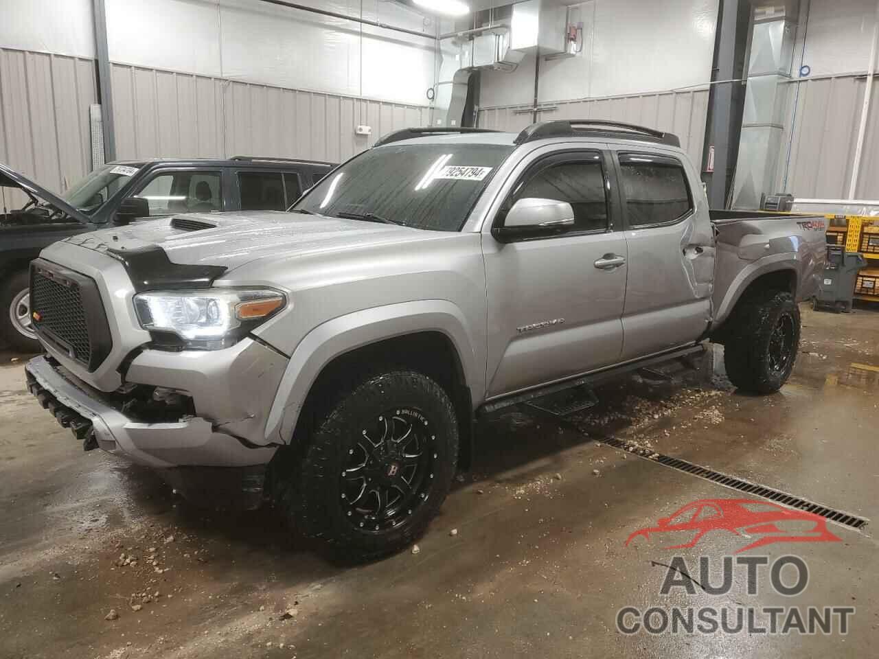 TOYOTA TACOMA 2017 - 5TFDZ5BN6HX023945