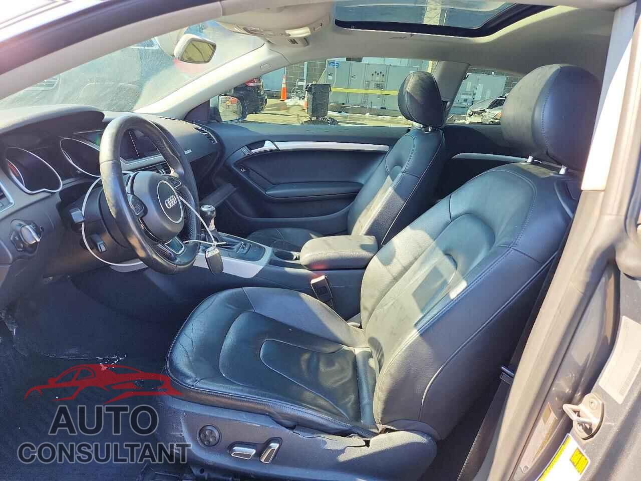 AUDI A5 2013 - WAUGFAFR3DA076768