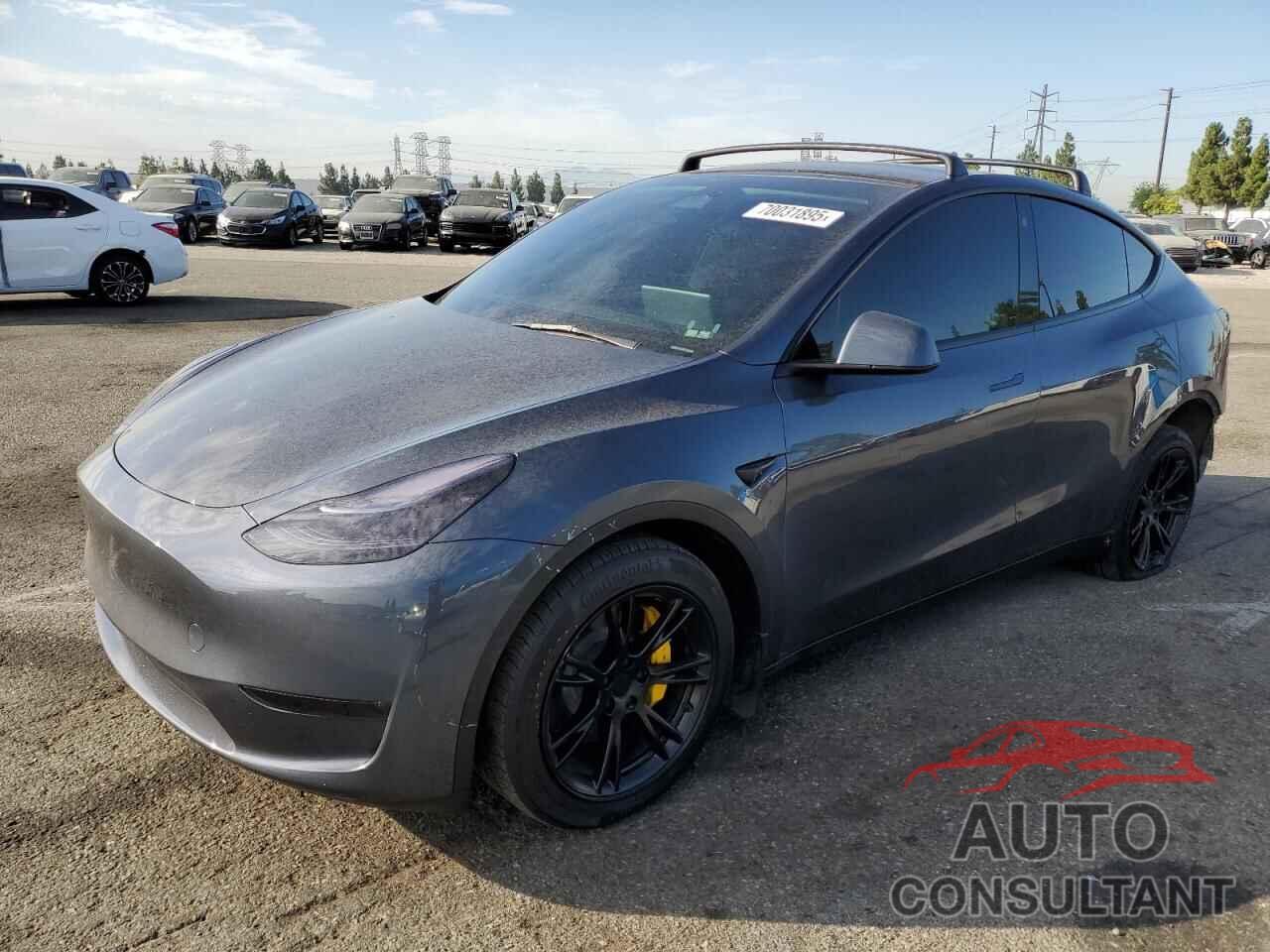 TESLA MODEL Y 2023 - 7SAYGDEE7PA067247