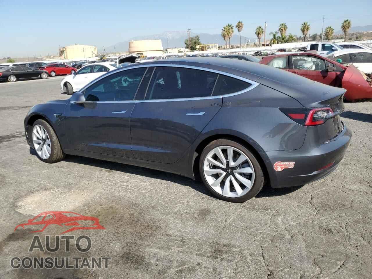 TESLA MODEL 3 2018 - 5YJ3E1EA5JF052829