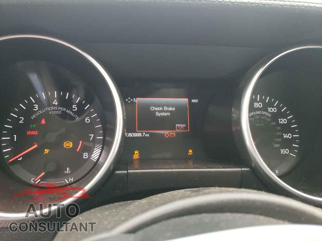 FORD MUSTANG 2018 - 1FA6P8CF2J5108473