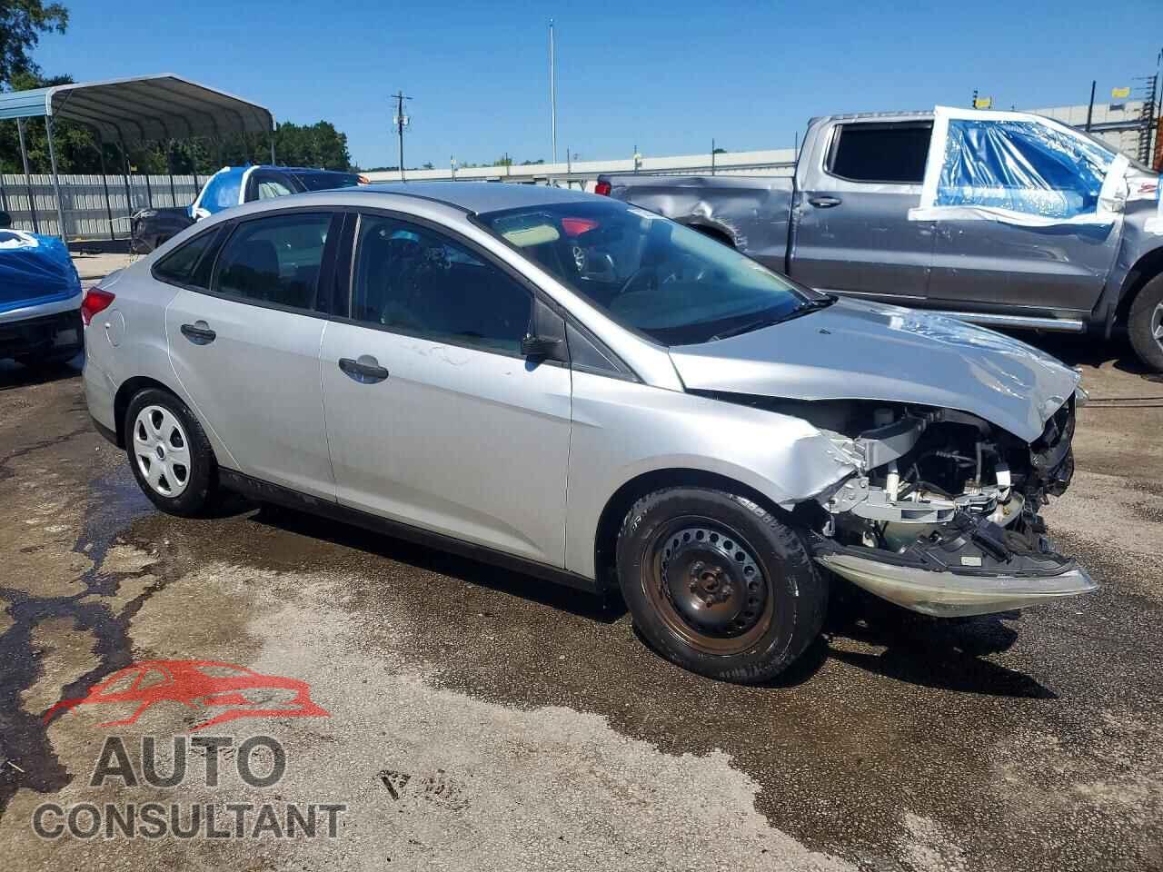 FORD FOCUS 2016 - 1FADP3E23GL377803