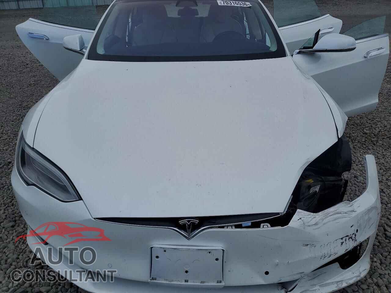 TESLA MODEL S 2017 - 5YJSA1E23HF218260
