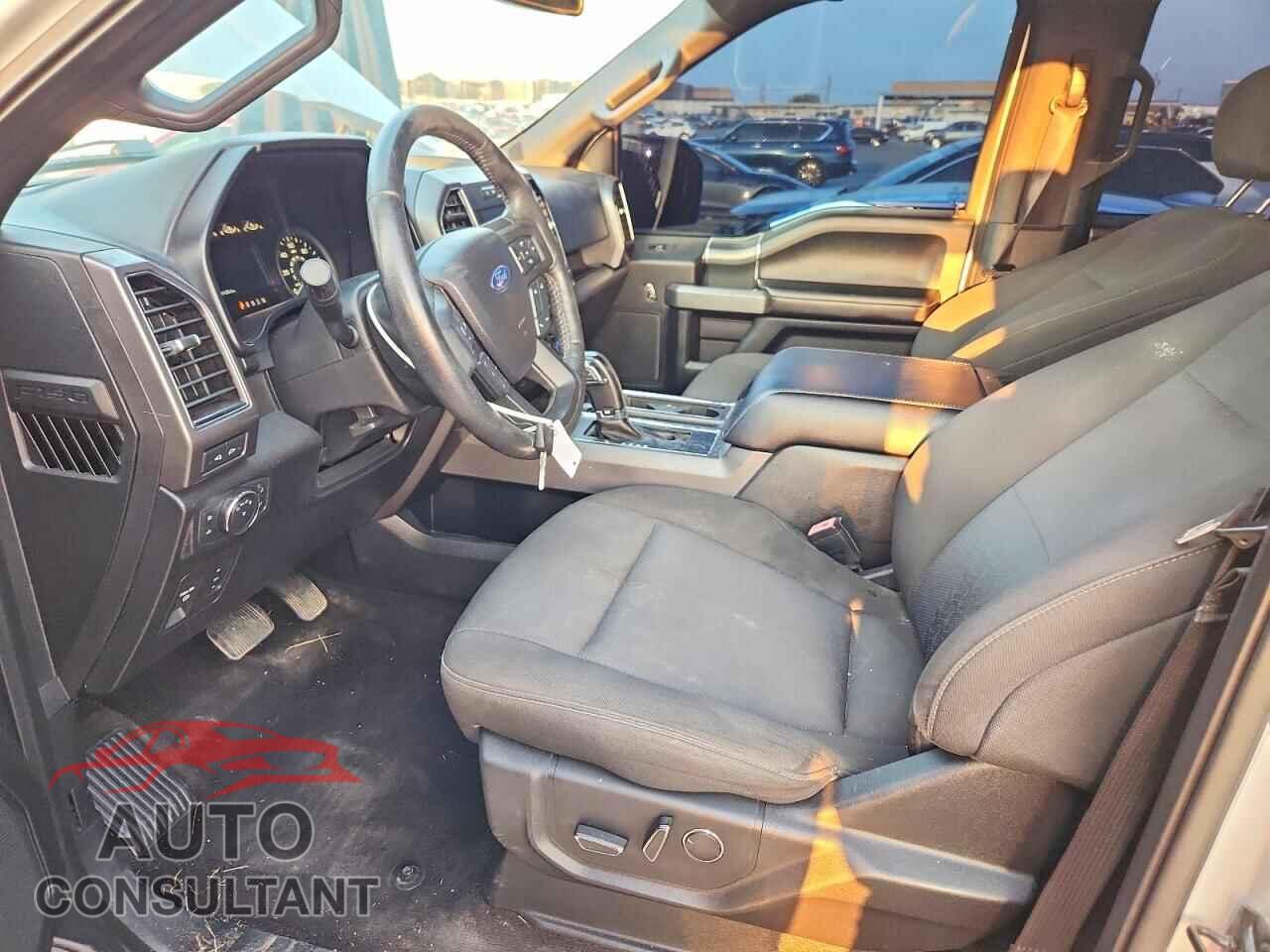 FORD F150 2018 - 1FTEW1E57JKE65105