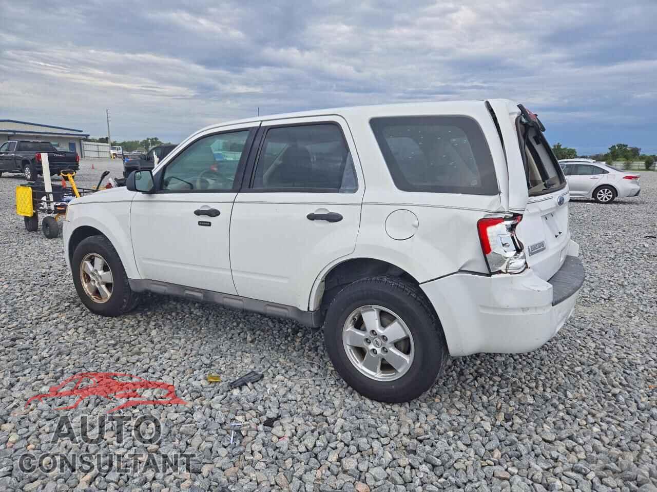 FORD ESCAPE 2011 - 1FMCU0C75BKC42991