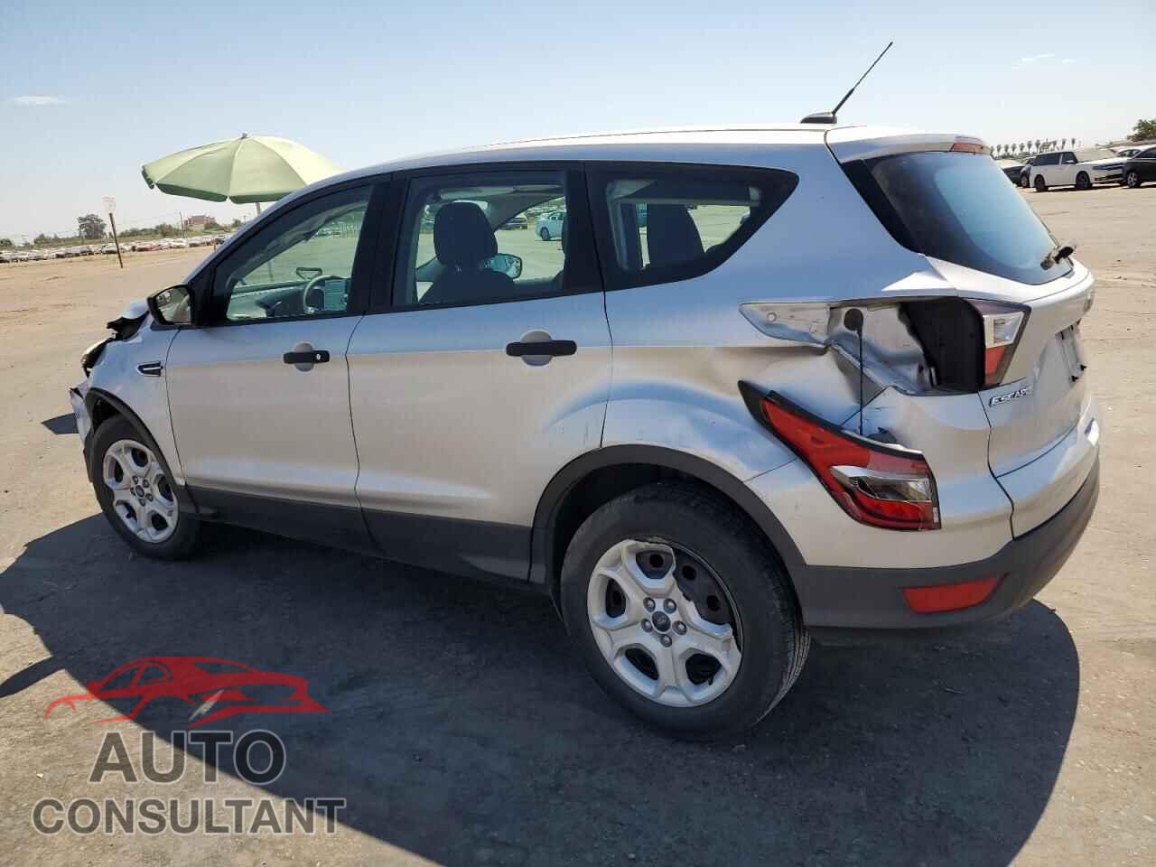 FORD ESCAPE 2017 - 1FMCU0F7XHUC80757