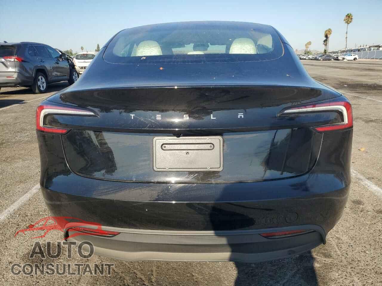 TESLA MODEL 3 2024 - 5YJ3E1EA2RF778692