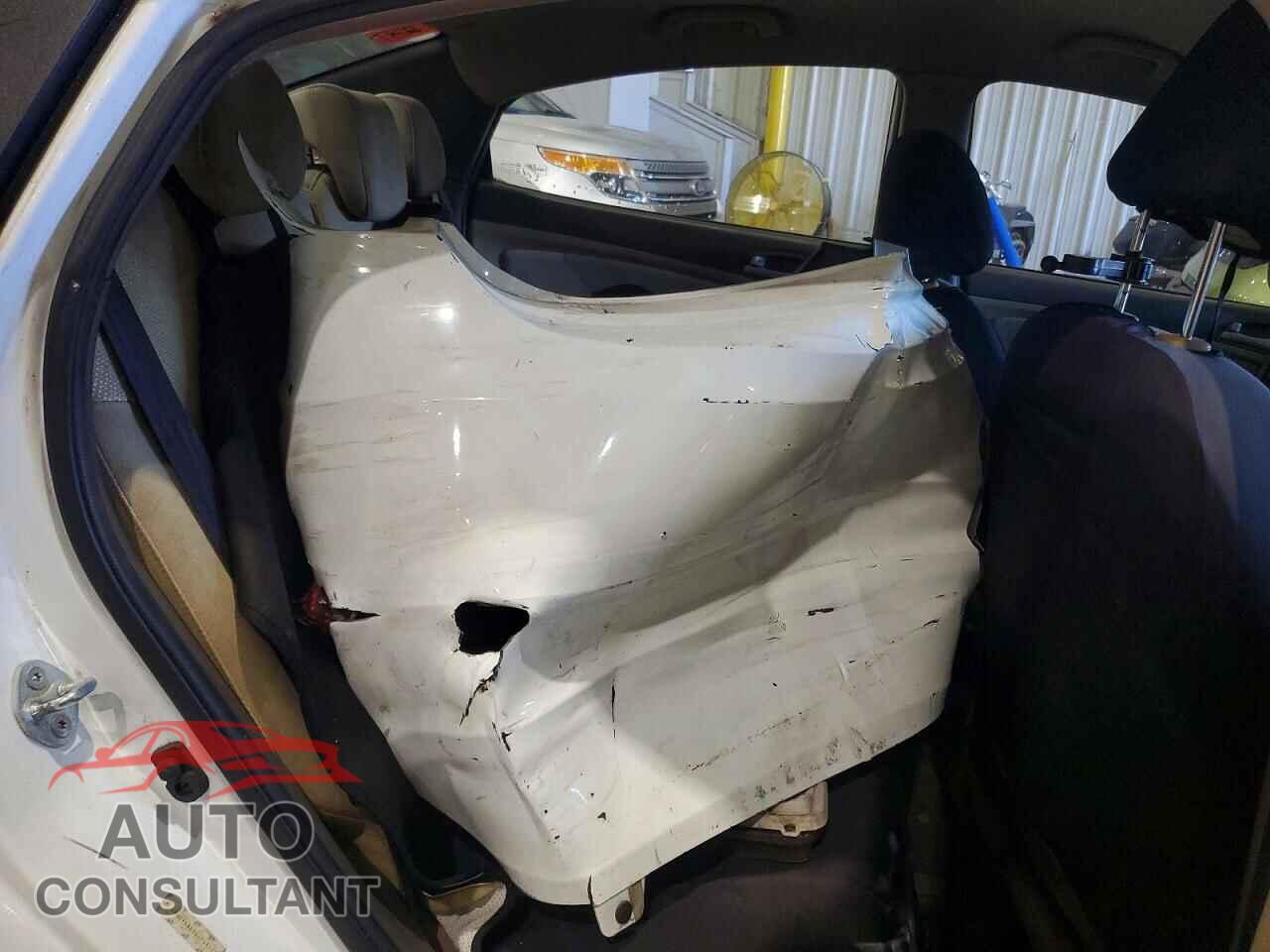 HYUNDAI ACCENT 2014 - KMHCT4AE5EU711176