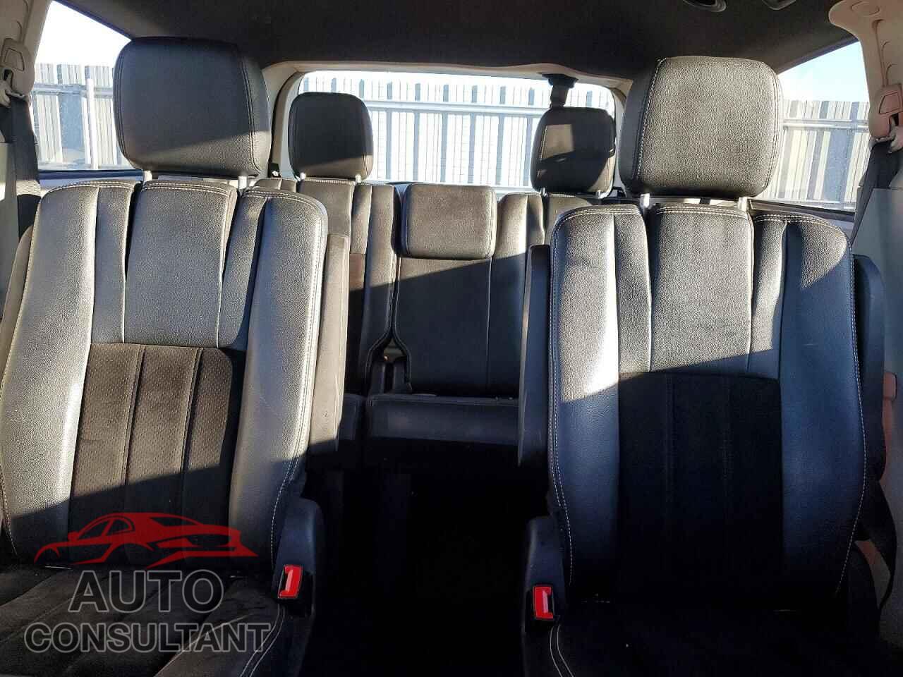 DODGE CARAVAN 2015 - 2C4RDGBG7FR684879