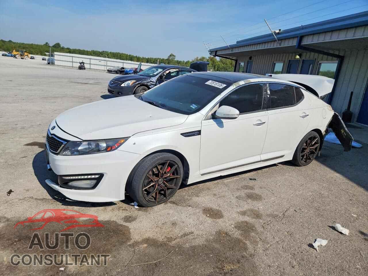 KIA OPTIMA 2013 - 5XXGR4A62DG202972