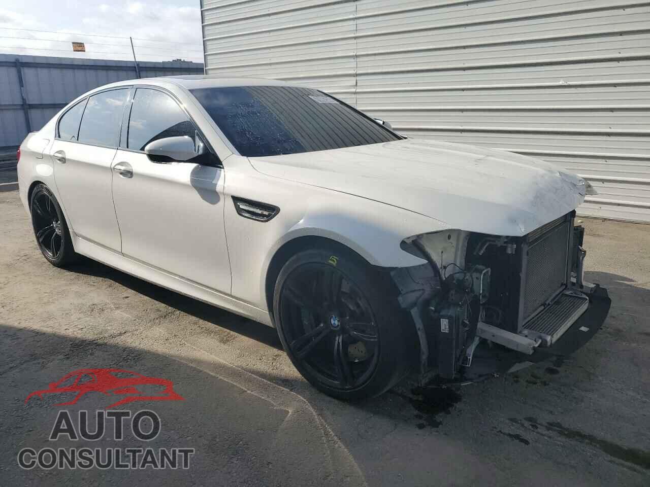 BMW M5 2014 - WBSFV9C54ED097462
