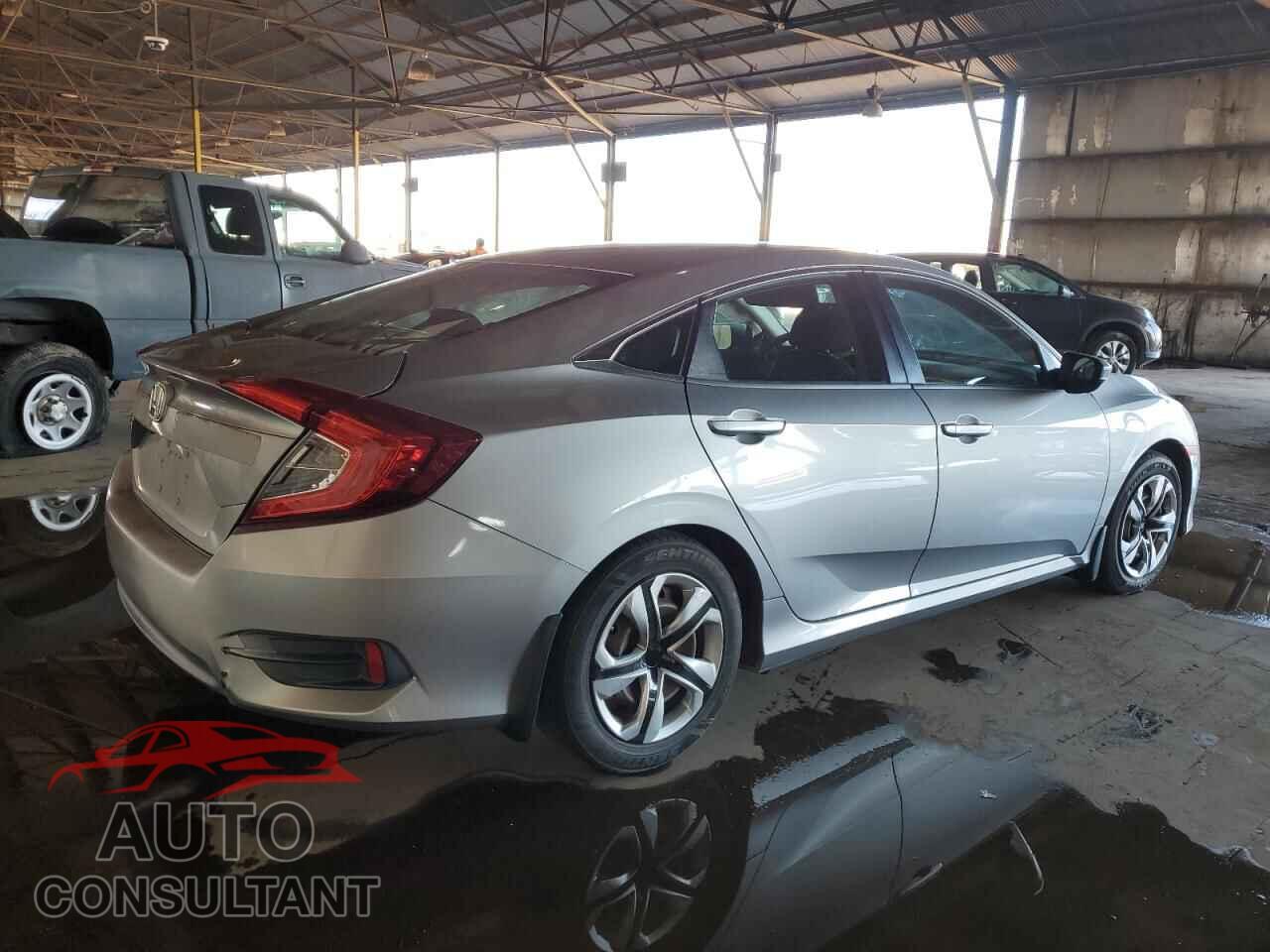 HONDA CIVIC 2018 - 19XFC2F56JE020066