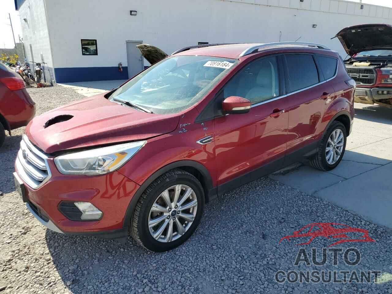 FORD ESCAPE 2017 - 1FMCU9J93HUB60635