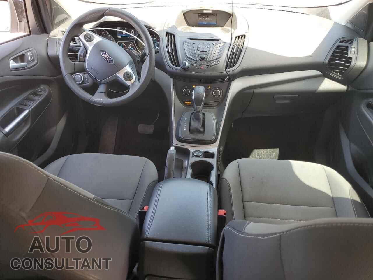 FORD ESCAPE 2016 - 1FMCU0G74GUB52611