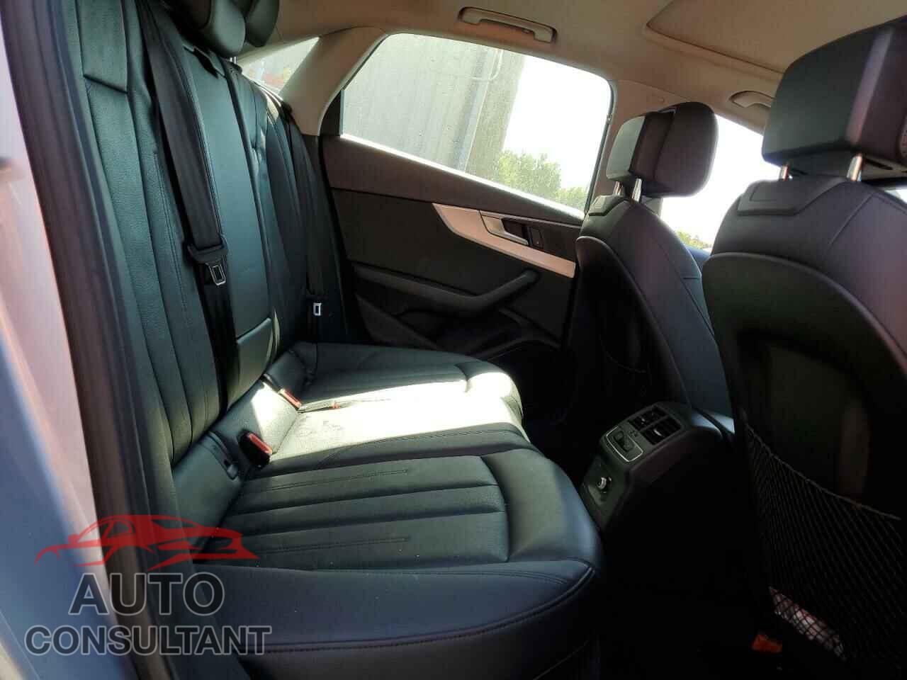 AUDI A4 2017 - WAUANAF48HN031031