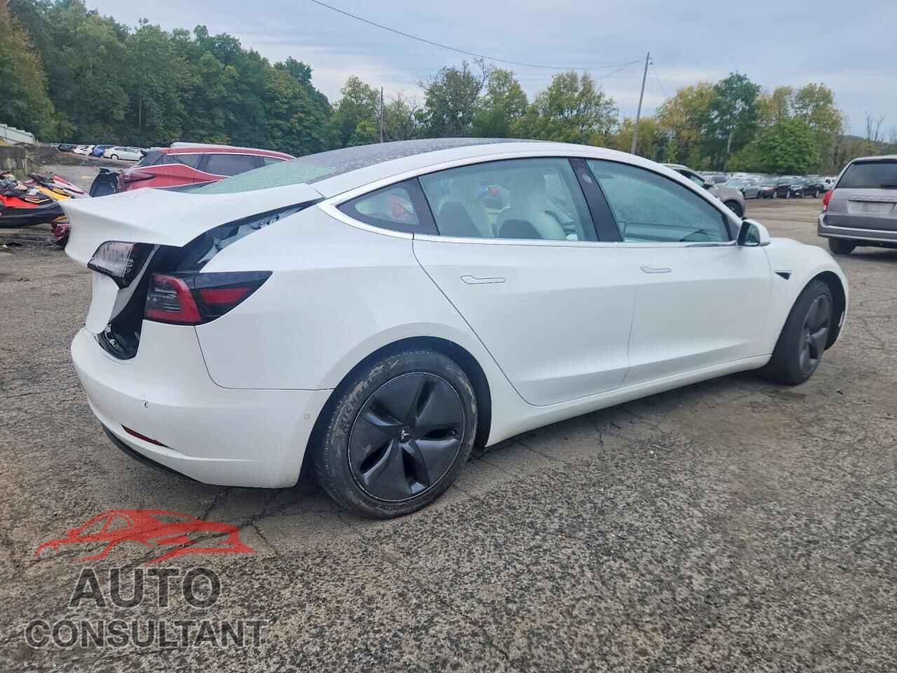 TESLA MODEL 3 2018 - 5YJ3E1EB6JF096976