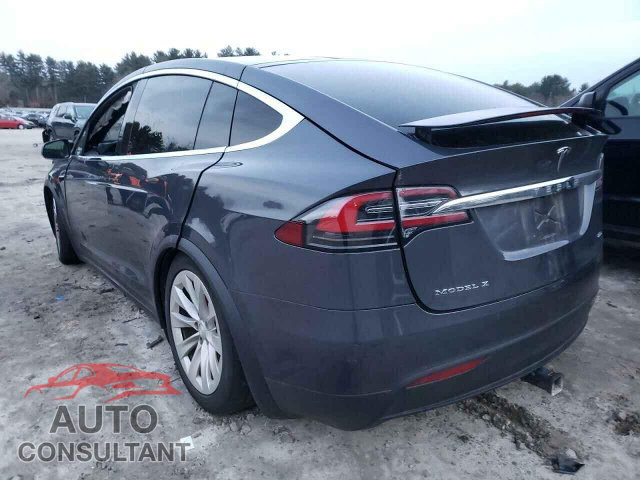 TESLA MODEL X 2018 - 5YJXCBE20JF138426