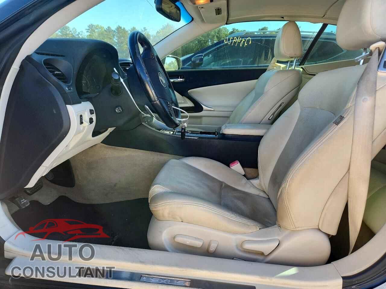 LEXUS IS 2010 - JTHFF2C20A2511620