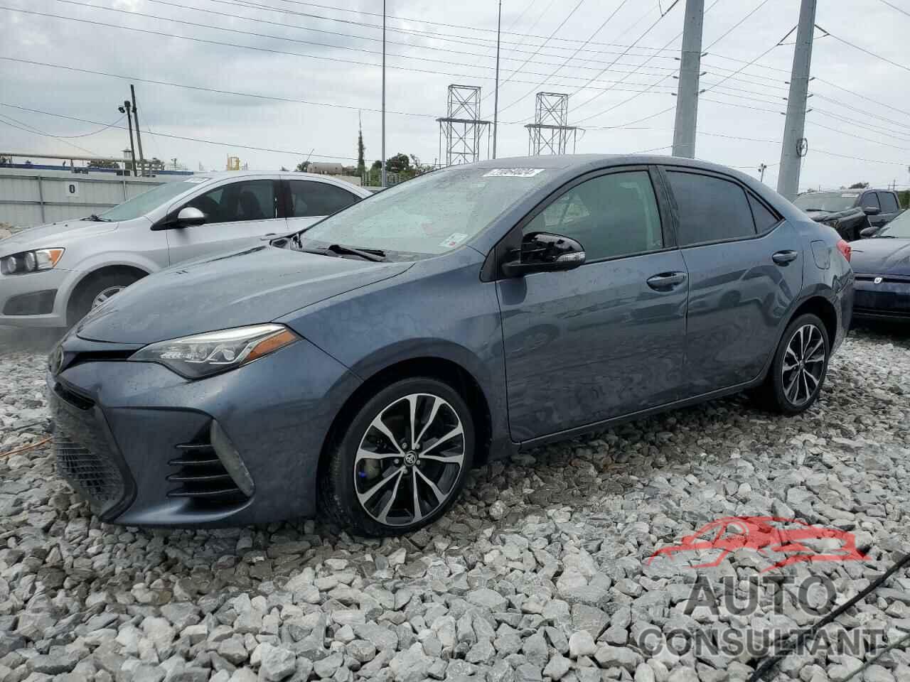 TOYOTA COROLLA 2017 - 5YFBURHE2HP593573