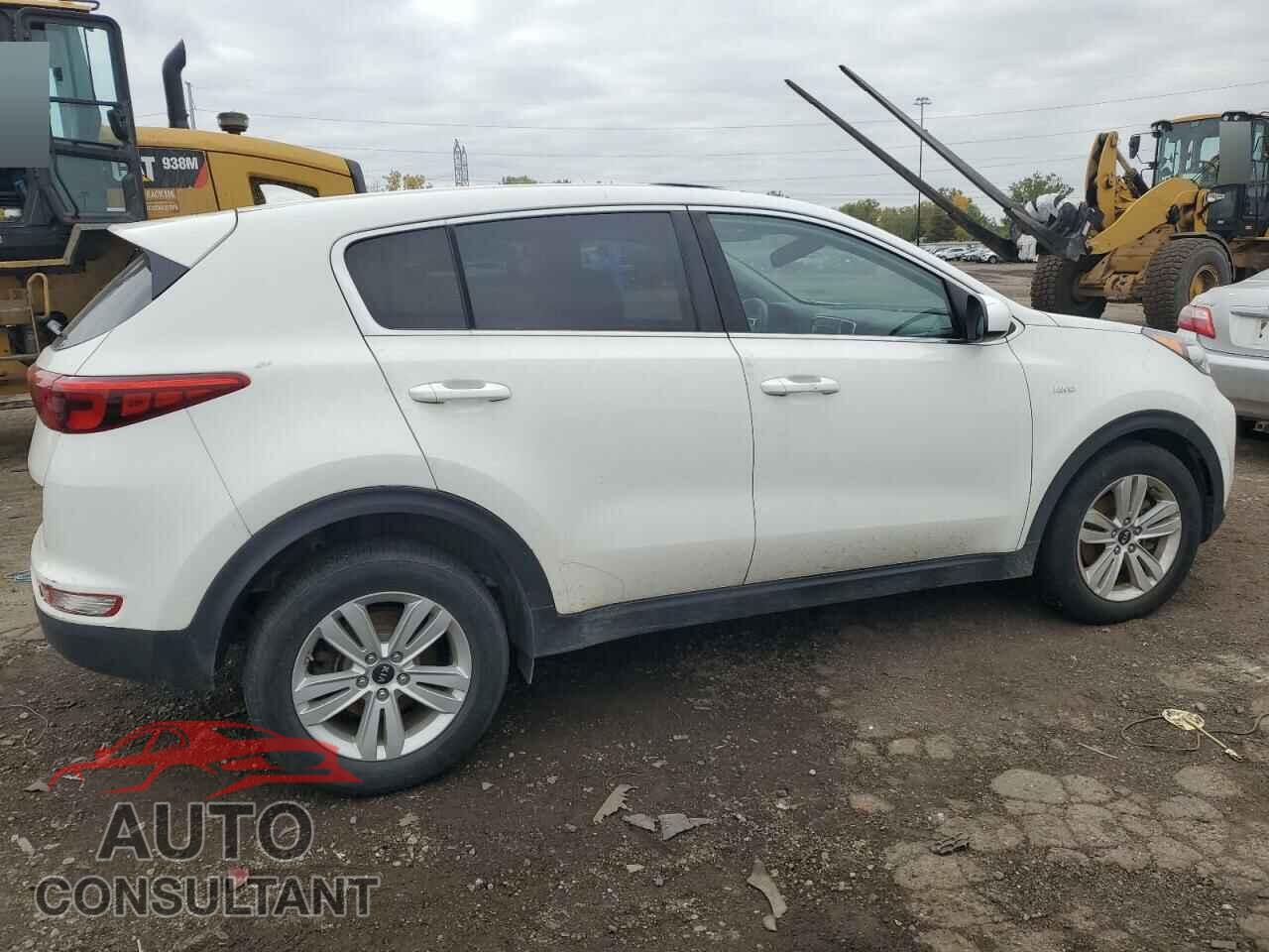 KIA SPORTAGE 2018 - KNDPMCAC4J7372396