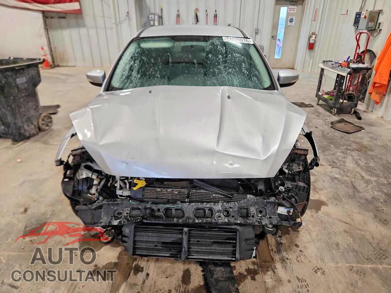 FORD FOCUS 2015 - 1FADP3F21FL313191