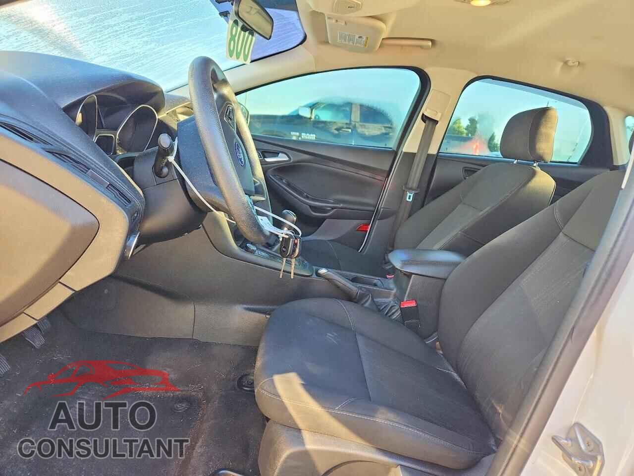 FORD FOCUS 2017 - 1FADP3FE9HL315297