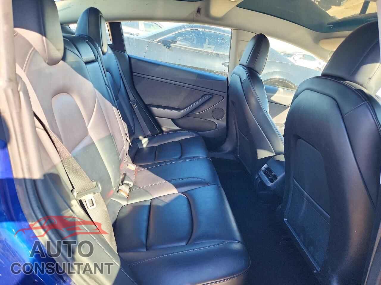TESLA MODEL 3 2022 - 5YJ3E1EA4NF287356