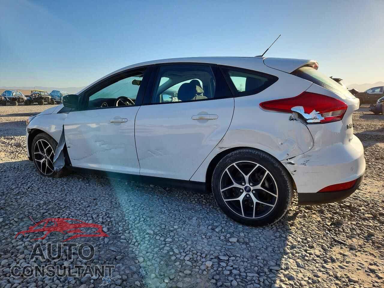 FORD FOCUS 2017 - 1FADP3M2XHL314247