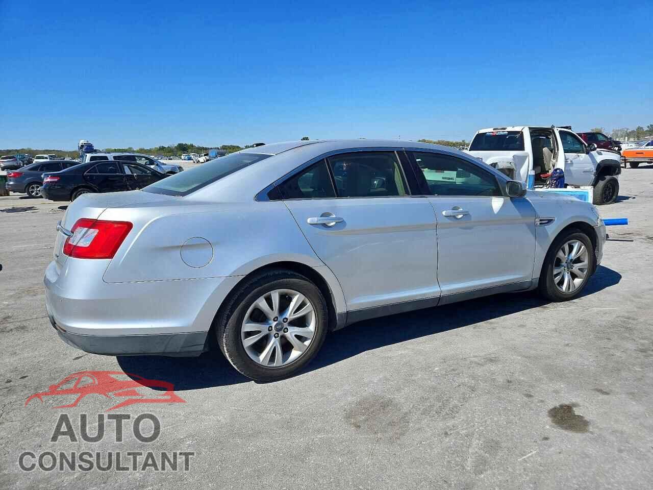 FORD TAURUS 2011 - 1FAHP2EW0BG137849