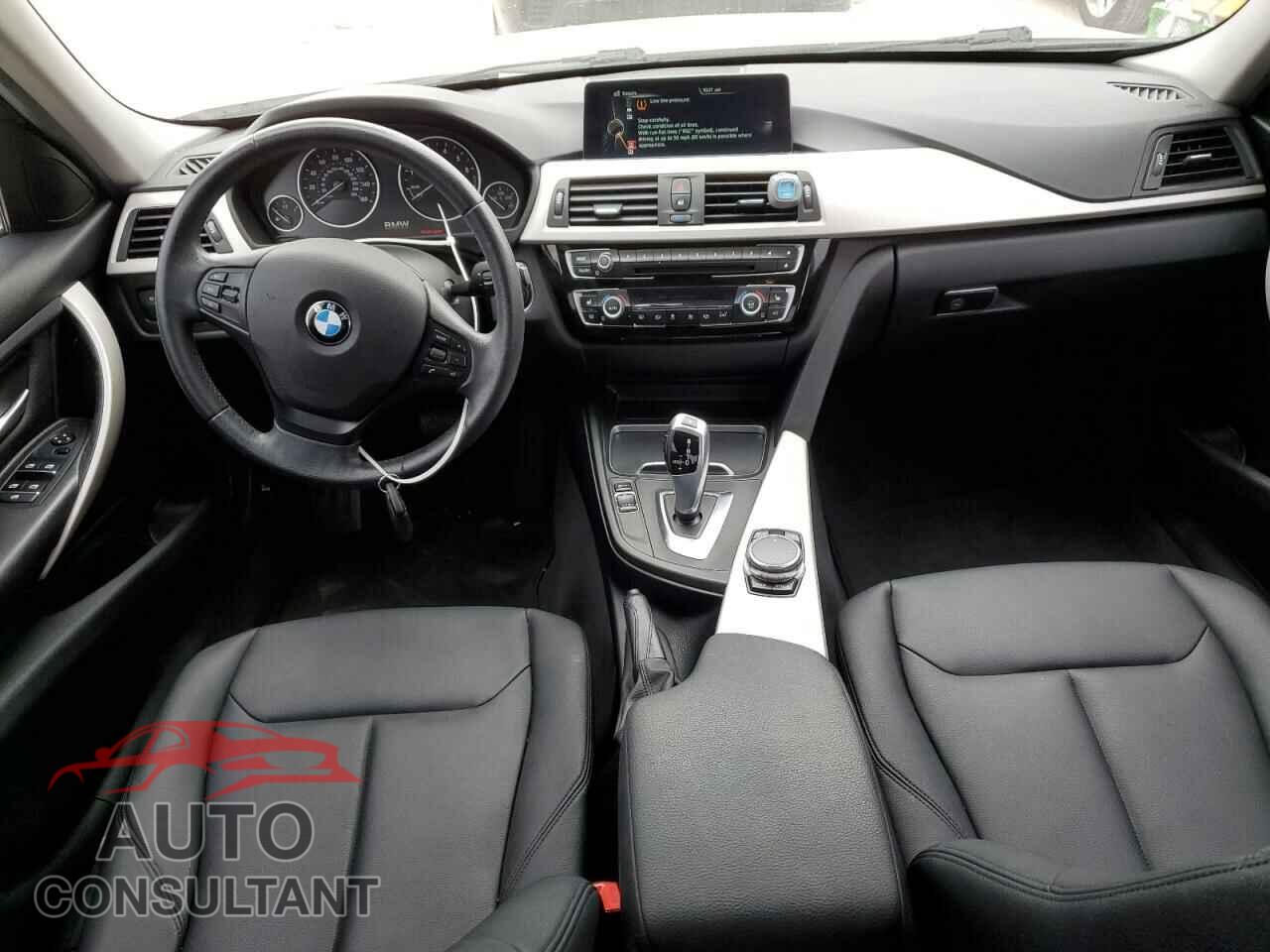 BMW 3 SERIES 2016 - WBA8E5G55GNU20964