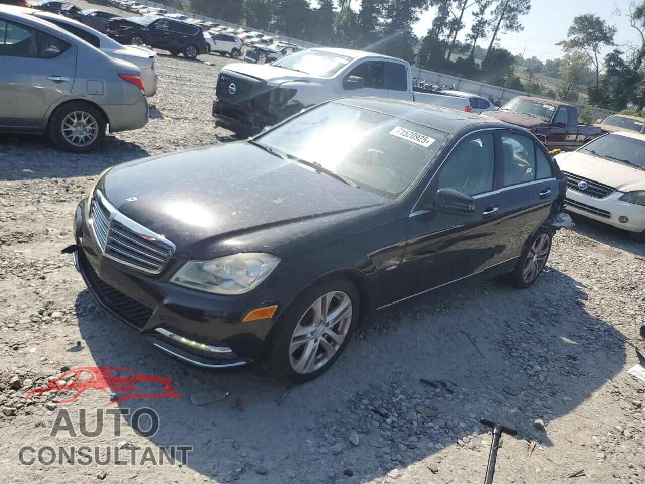 MERCEDES-BENZ C-CLASS 2012 - WDDGF4HB8CA599020