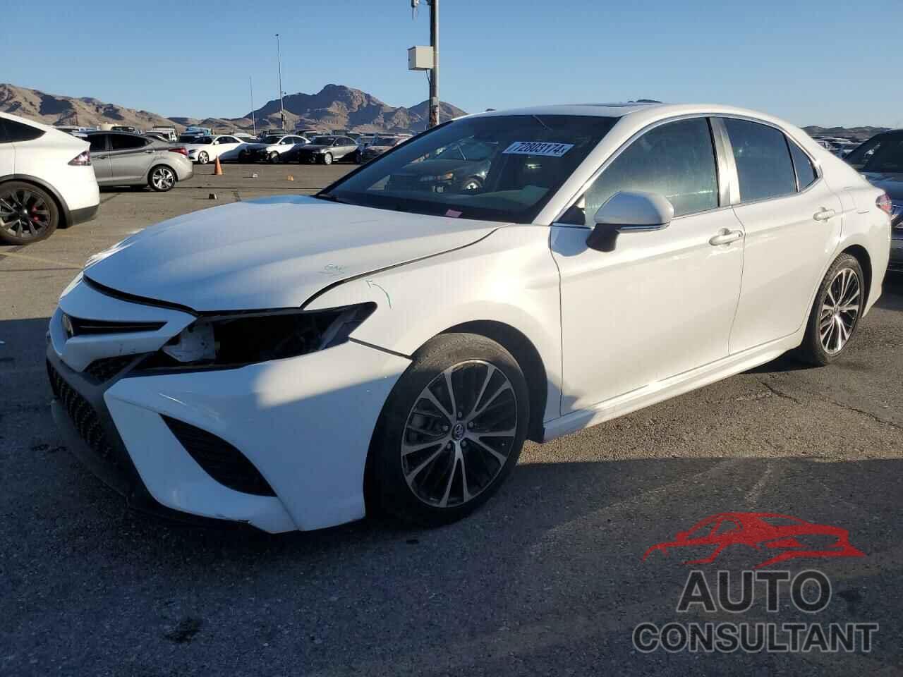 TOYOTA CAMRY 2018 - 4T1B11HK9JU541233